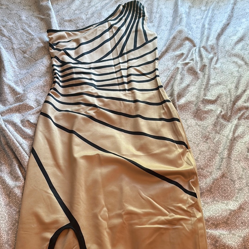 One shoulder dress